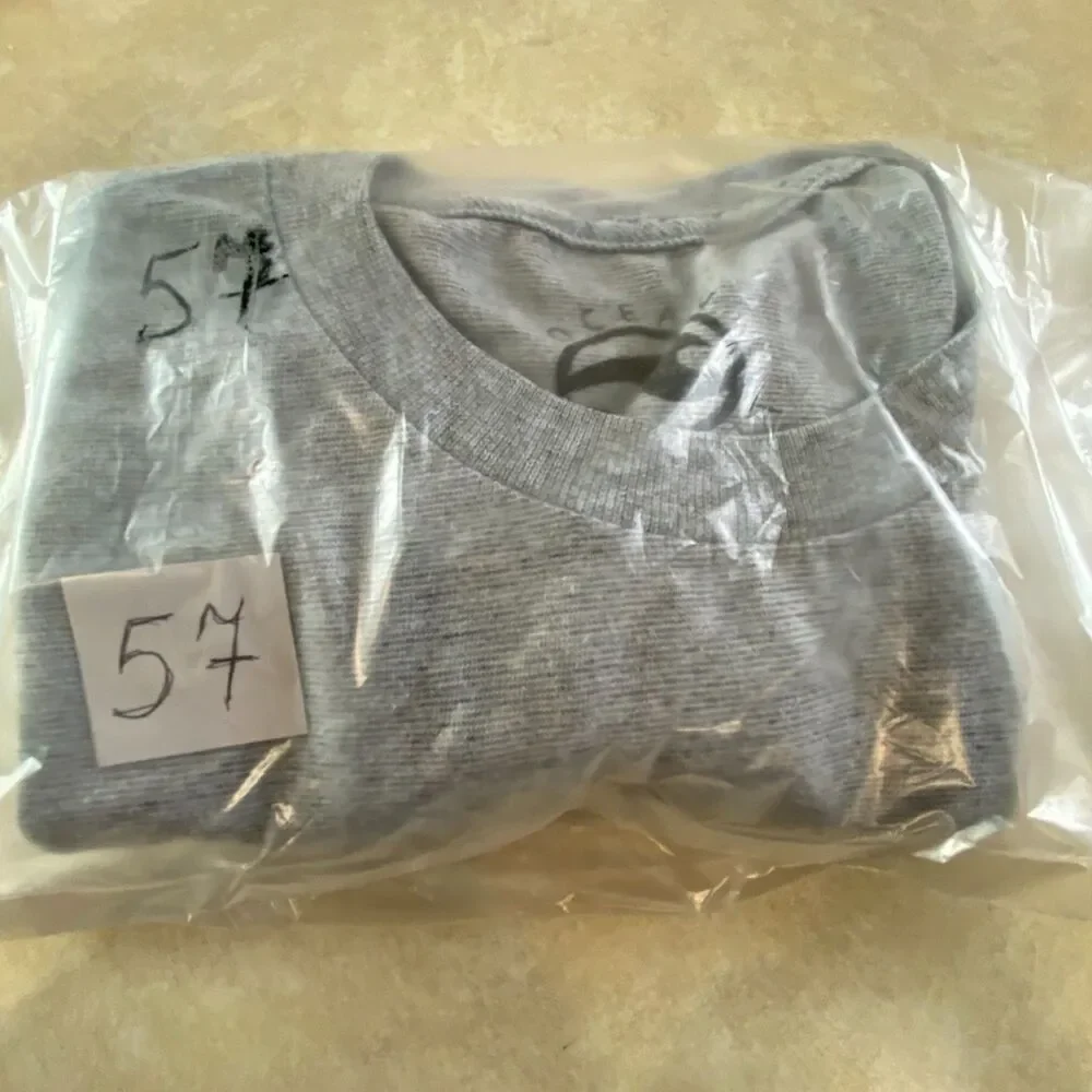 Abercrombie & Fitch Mens XS Gray Graphic Tee New York 1990 City Short Sleeve